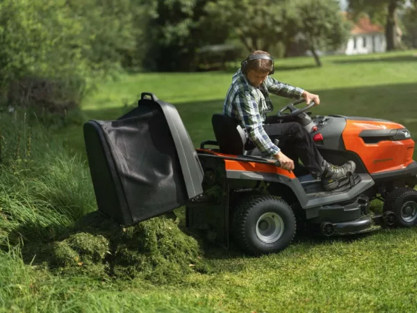 Tracteur tondeuse Husqvarna TC 220T - modèle 2025-Neuf – Image 21