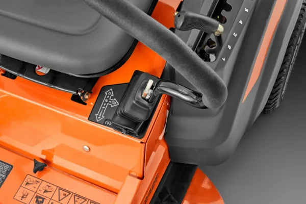 Tondeuse zéro rayon de braquage Husqvarna Z242F - modèle 2025-Neuf – Image 14